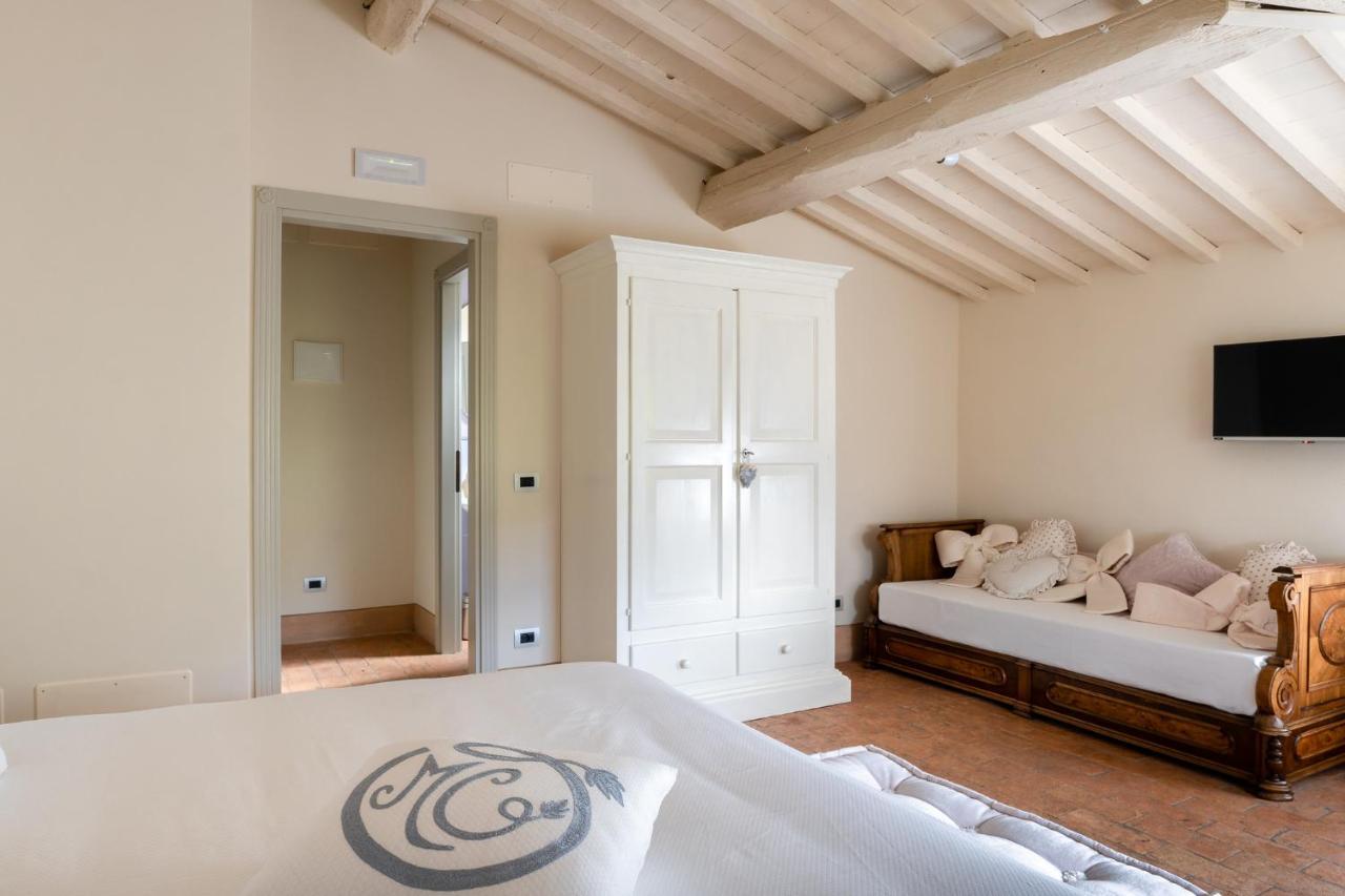 Relais Maria Cristina Bed and Breakfast Chianni Eksteriør billede